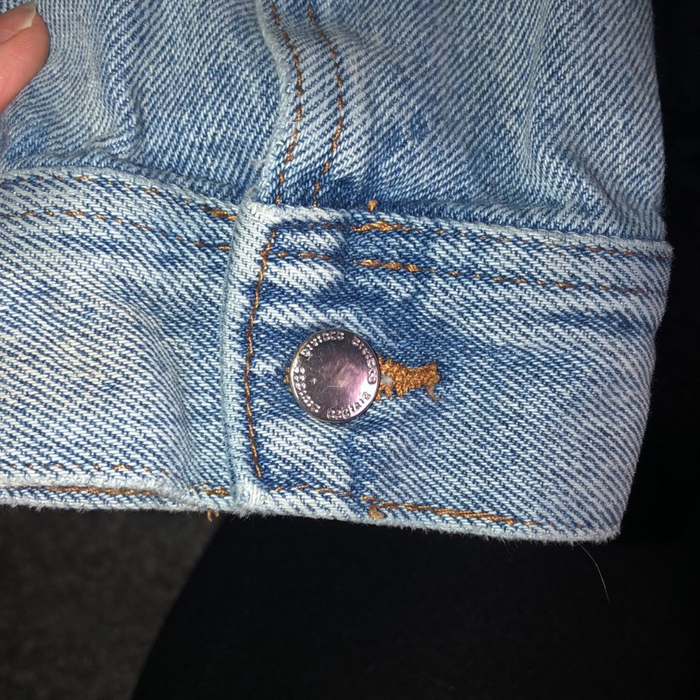 *SOLD.Jean jacket - Picture 5 of 16
